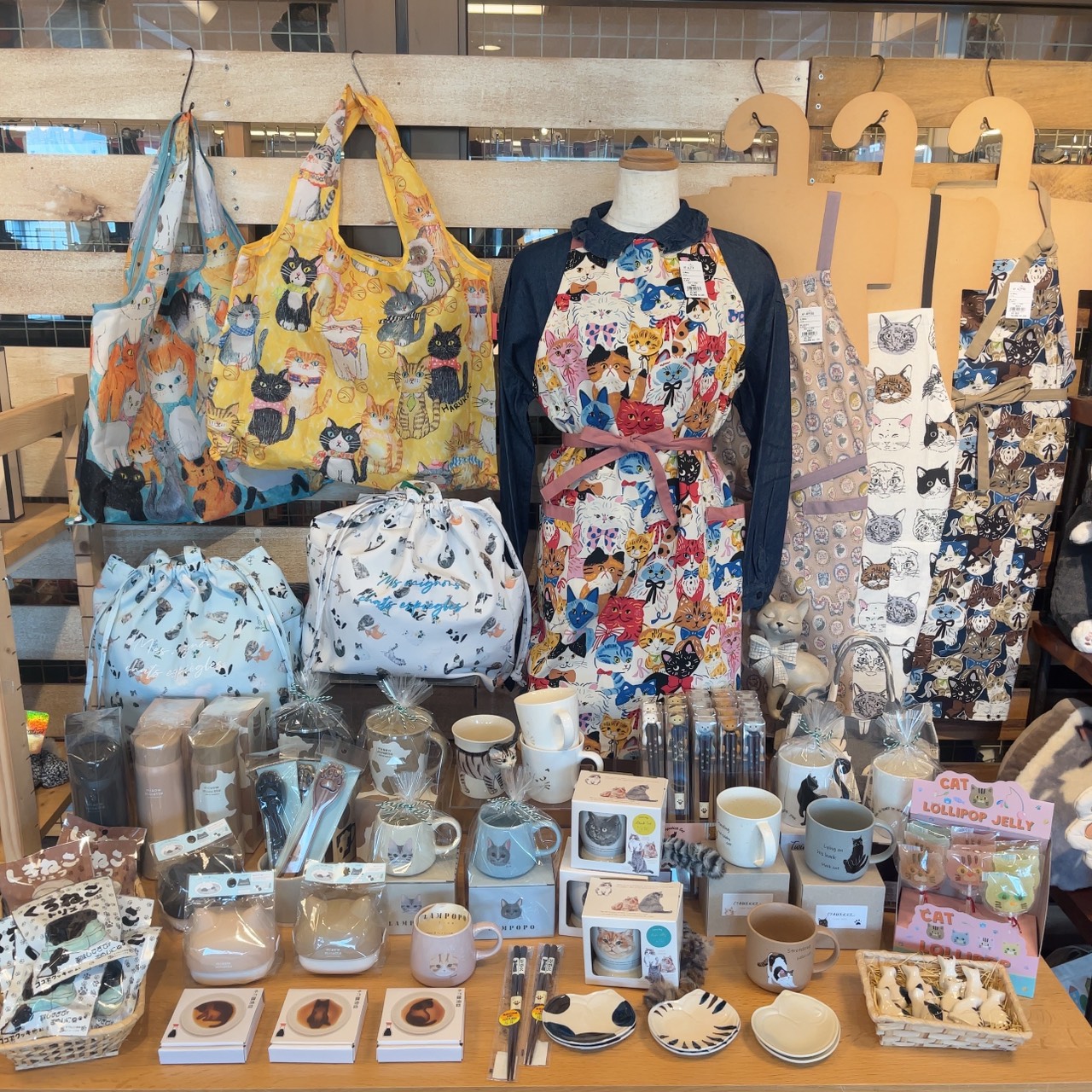 雑貨① ネコの日